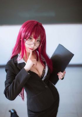 96国产熟韵母丝_十万网红美女美酱